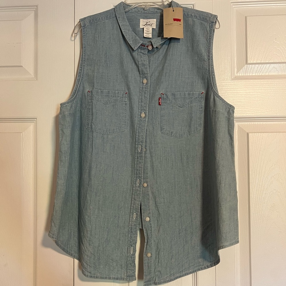 Levi’s - Button Down Jean Tank